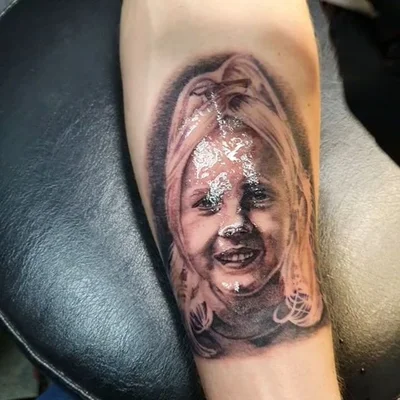 Nicola Hanley tattoo 036