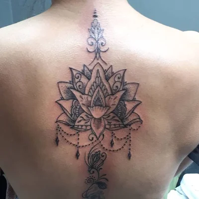 Nicola Hanley tattoo 044