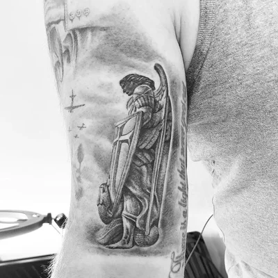 Nicola Hanley tattoo 049