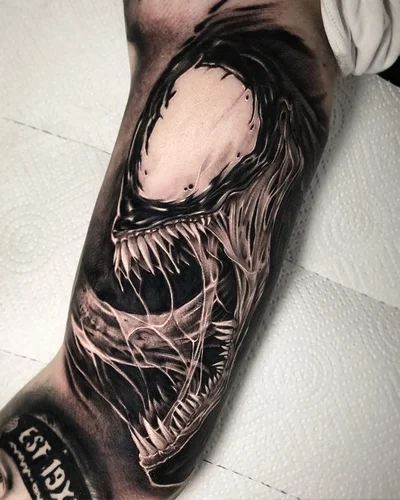 Nicklas Wong tattoo 041