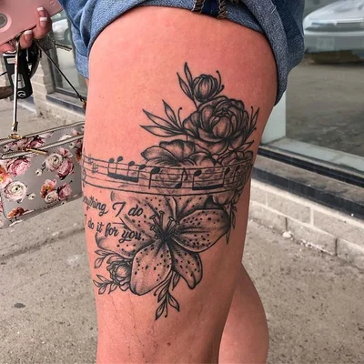Amanda Scipioni tattoo 028