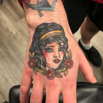 Amanda Scipioni tattoo 039