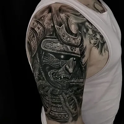 Kovács Róbert tattoo 041