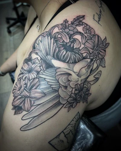 Sabra Carson tattoo 027