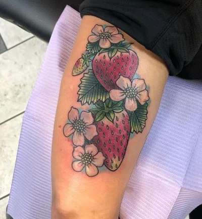 Sabra Carson tattoo 030