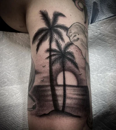 Sasha Ignarski tattoo 008