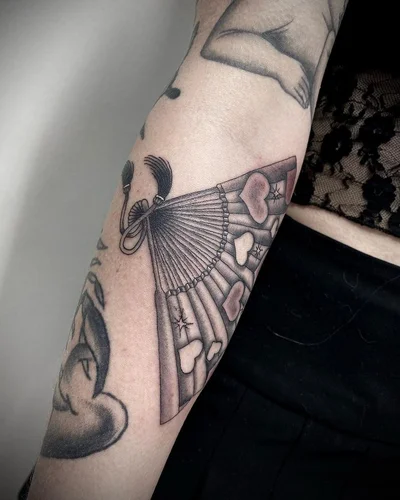 Sasha Ignarski tattoo 011