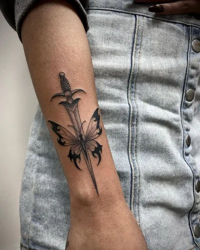 Sasha Ignarski tattoo 020
