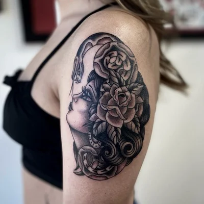 Sasha Ignarski tattoo 039