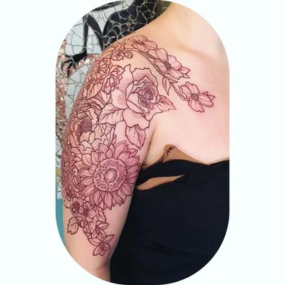 Serena Lander tattoo 021