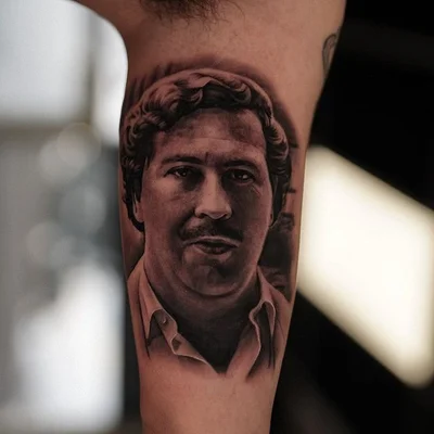 Sophie Hollie tattoo 038