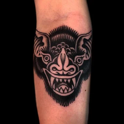 Christina Platis tattoo 008