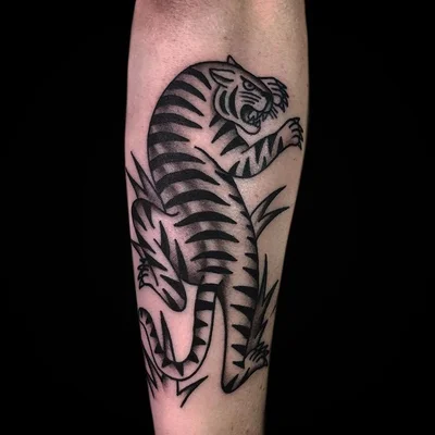 Christina Platis tattoo 024