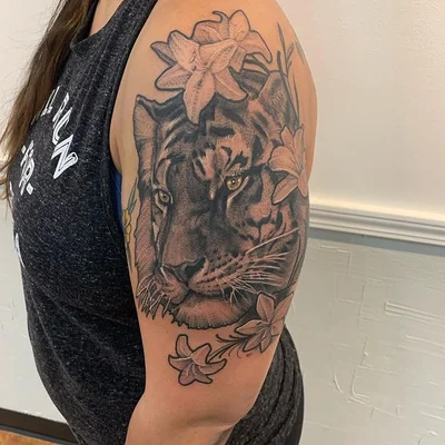 Tylor tattoo 034