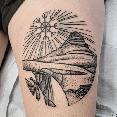 Chantel Chan tattoo 014