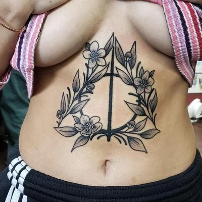 Chantel Chan tattoo 022