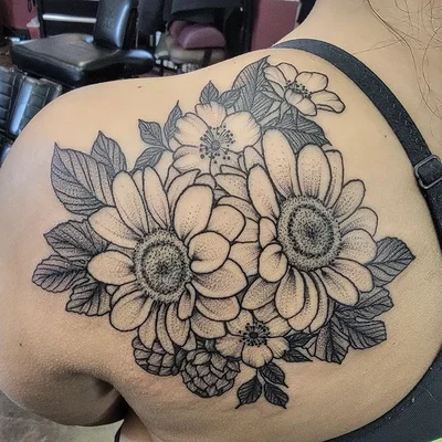 Chantel Chan tattoo 039