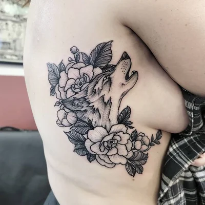 Chantel Chan tattoo 043