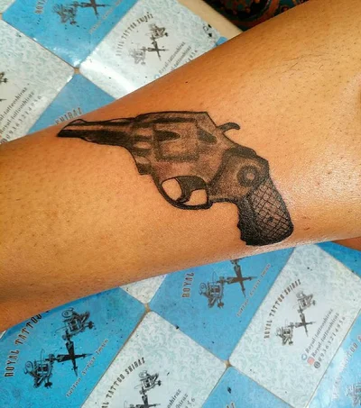 Iman Taherifard tattoo 016