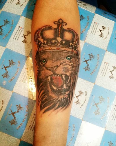 Iman Taherifard tattoo 046
