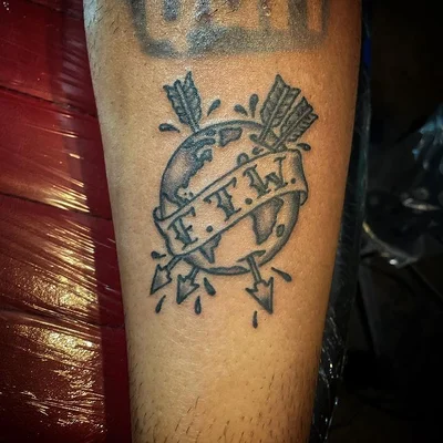 Lamar Street Tattoo Club tattoo 021