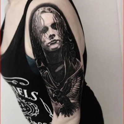 Tarp tattoo 013