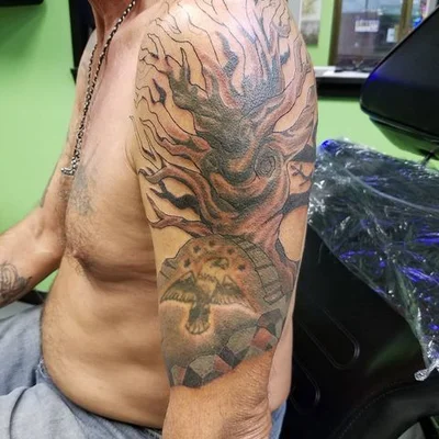 Tristan Reyes tattoo 017