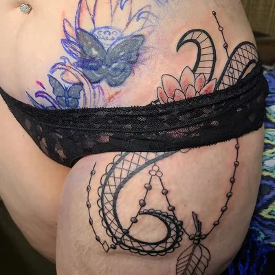Tristan Reyes tattoo 038