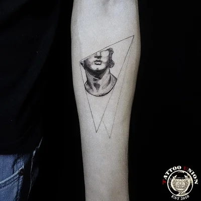 Tina Smith tattoo 012