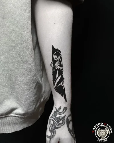 Tina Smith tattoo 015