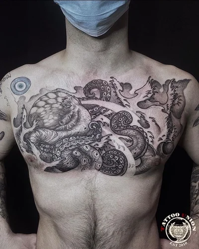 Tina Smith tattoo 018