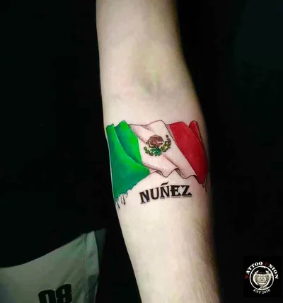 Tina Smith tattoo 028