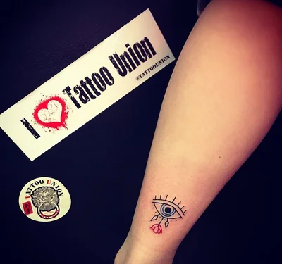 Tina Smith tattoo 048