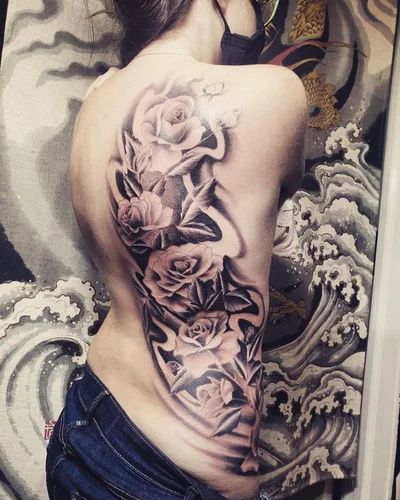 Tina Smith tattoo 049