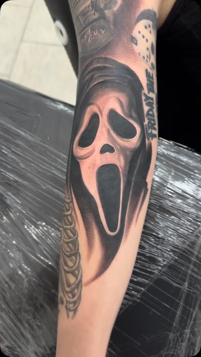 Anthony Arciniega tattoo ig_022