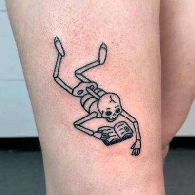 Tove tattoo 047