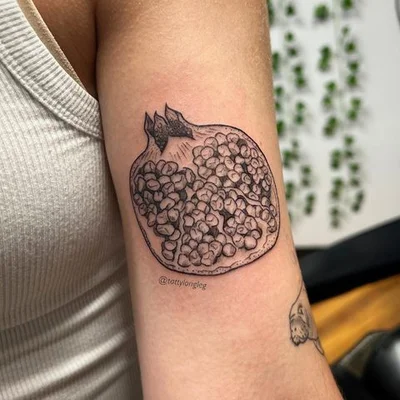 Leg Lopez tattoo 038