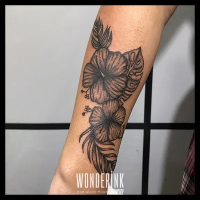 Wonder Ink tattoo 050