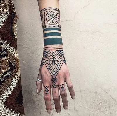Tatuargen tattoo 047
