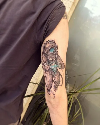 Taylor Catclaw tattoo 024