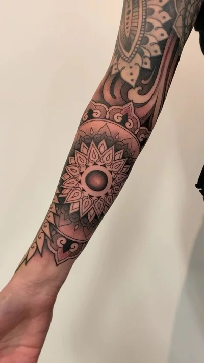 Taylor Heald tattoo 018