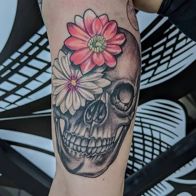 Taylor Kuhlman tattoo 028