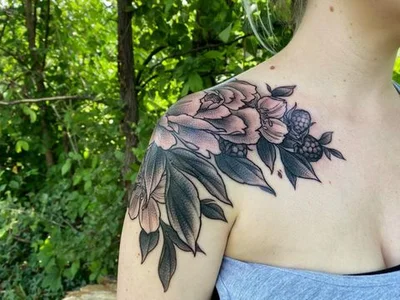 Taylor Ross tattoo 013