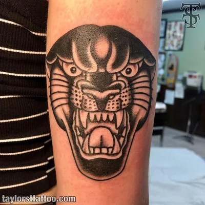Taylor Street Tattoo tattoo 026