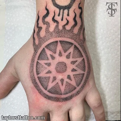 Taylor Street Tattoo tattoo 027