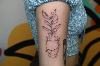 Teal Barnes tattoo 030