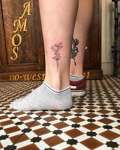 Teal Barnes tattoo 032