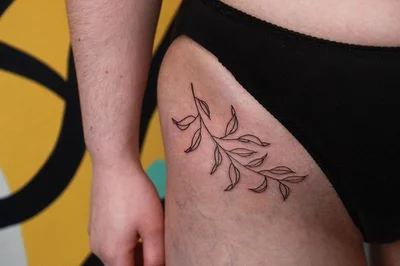 Teal Barnes tattoo 046