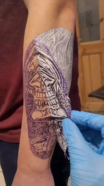 Temple Max tattoo 013