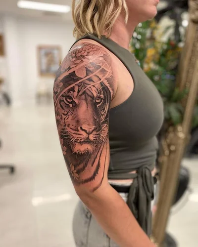 𝒯ℯ𝓃ℯ𝒾𝓁ℯ 𝒩𝒶𝓅ℴ𝓁𝒾 tattoo 016